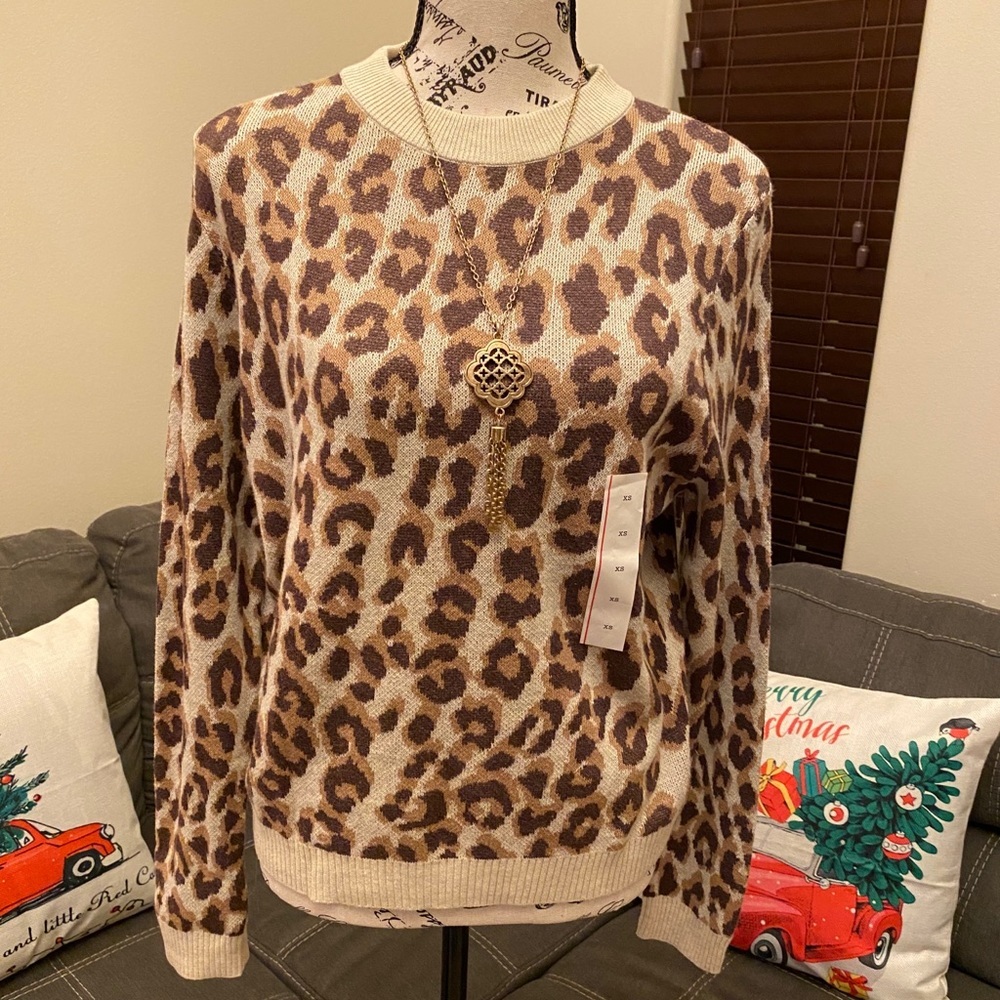 A New Day leopard print sweater in XS ❤️